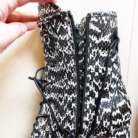 Longchamp B+W Lace-up Boots - Picture 14 of 16